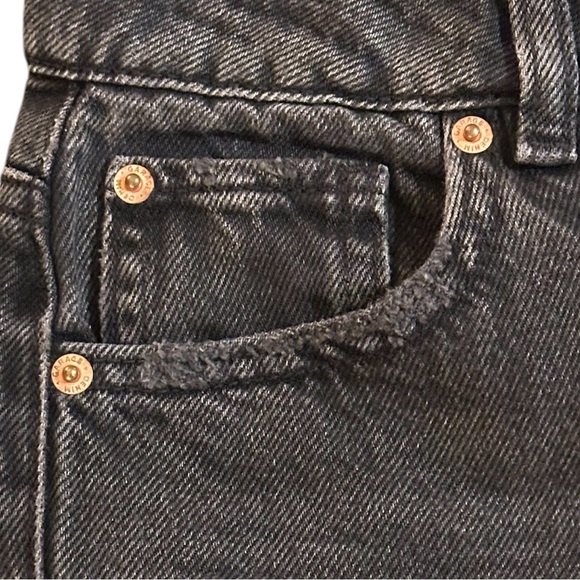 Stylish women’s Black GarageDenim Jeans. - Picture 6 of 11